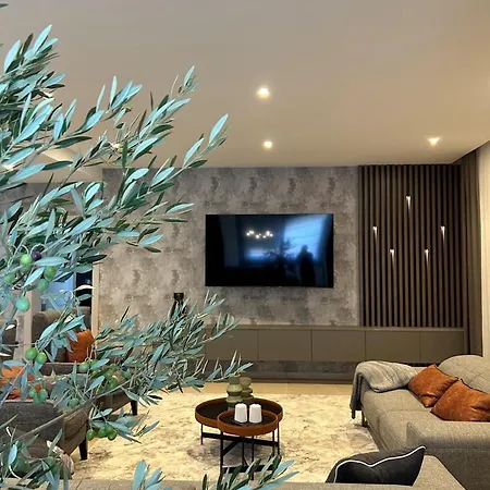 Luxury Mikolina Vila