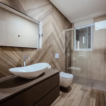 Luxury Mikolina * Kornić